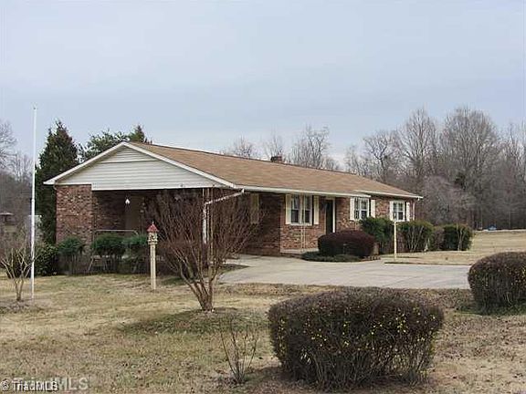 3rd image of 106 Price Watford Dr