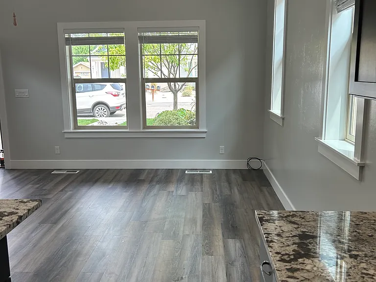 6405 W York St — Photo 9