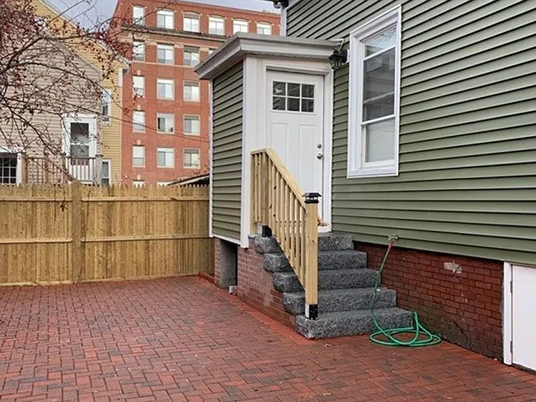2 Boardman Pl — Photo 2