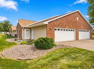 628 Layne Dr APT 1, West Burlington, IA 52655