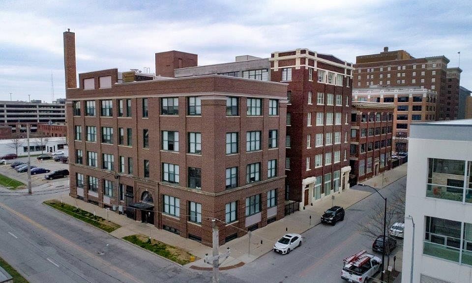 Building Photo 5