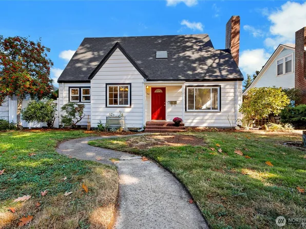 228 Rogers Street NW, Olympia, WA 98502