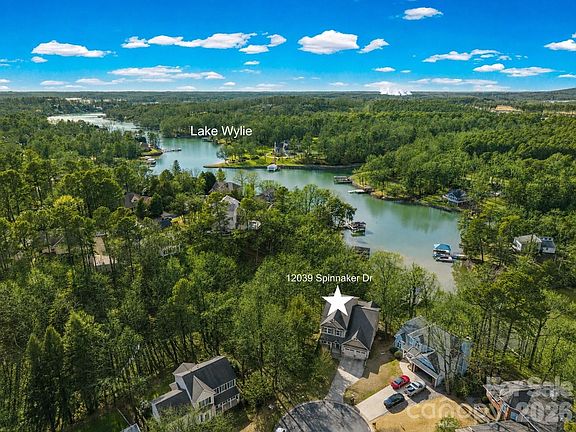 2nd image of 12039 Spinnaker Dr