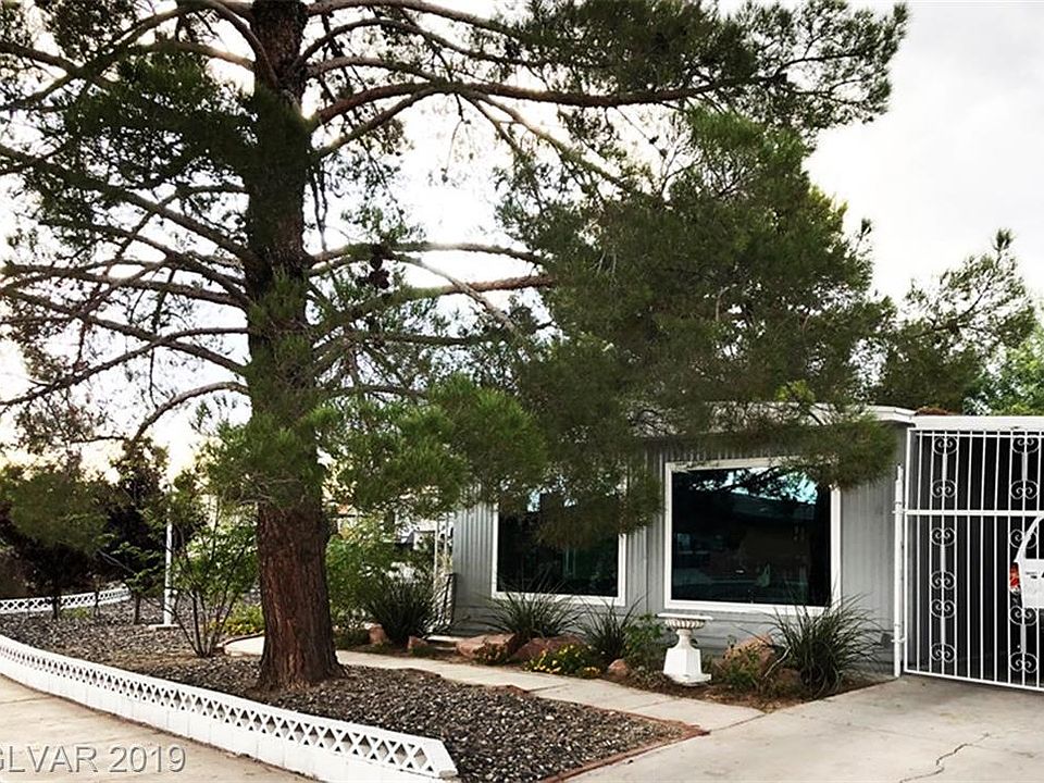 1st image of 239 Sir George Dr