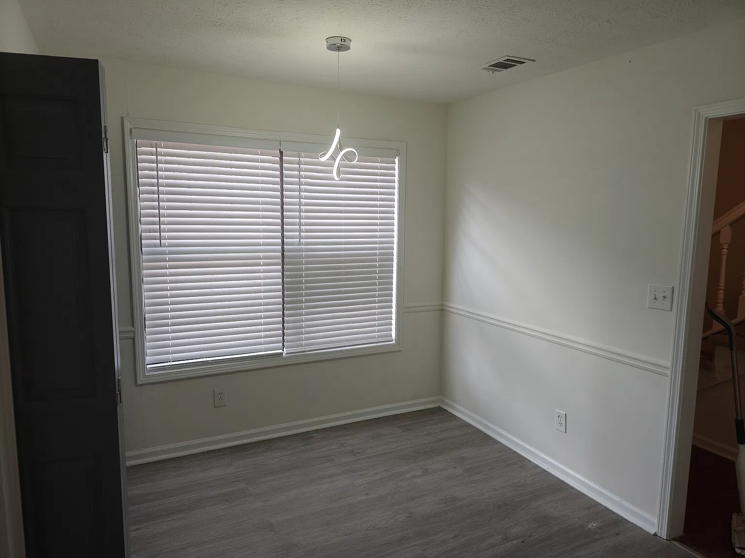 2 bed, 2.5 bath, 1200 sqft, $1,400 — Photo 4