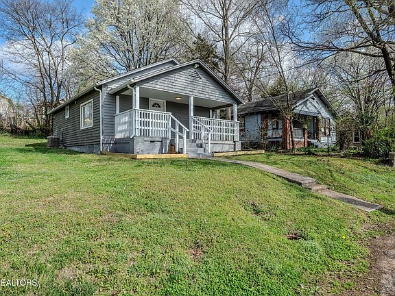 2nd image of 3625 Reagan Ave