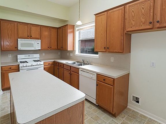 Gas oven/range and 42" cabinets