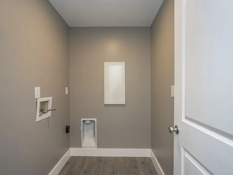 1608 Autumn Ridge Dr — Photo 15