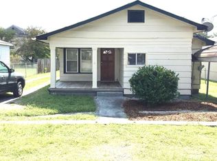 108 W Peachtree St, Rossville, GA 30741