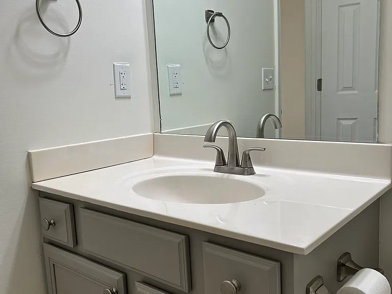 335 Sarna Dr — Photo 13