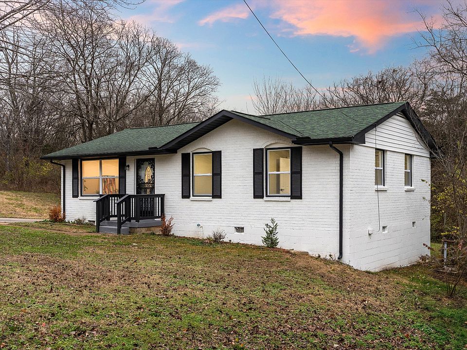1st image of 2589 Bethwood Dr