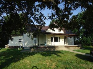 886 N 1400 East Rd, Lakewood, IL 62438