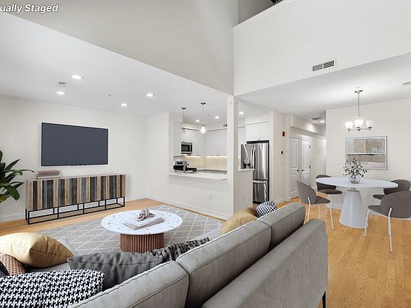 4th image of 70 Endicott St APT 905