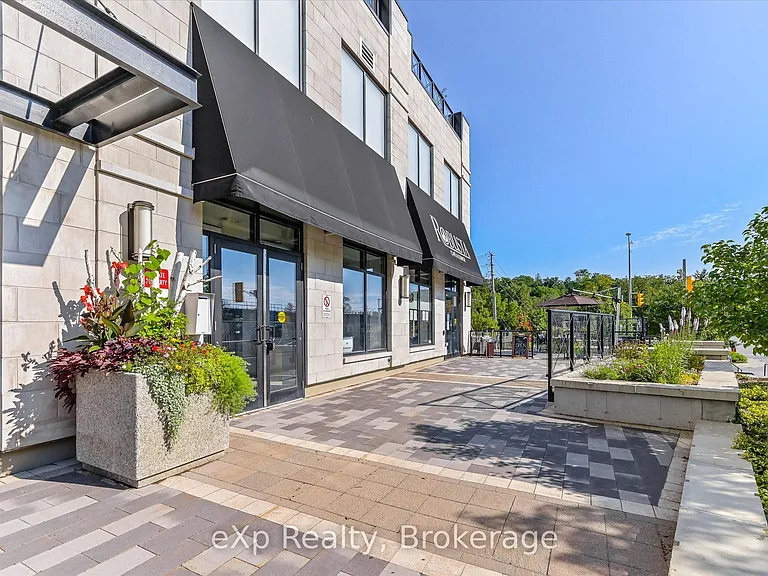 160 Macdonell St #308 — Photo 3