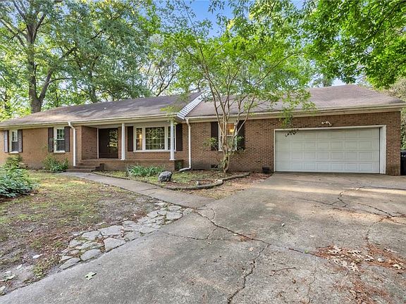 2nd image of 4644 McGregor Dr