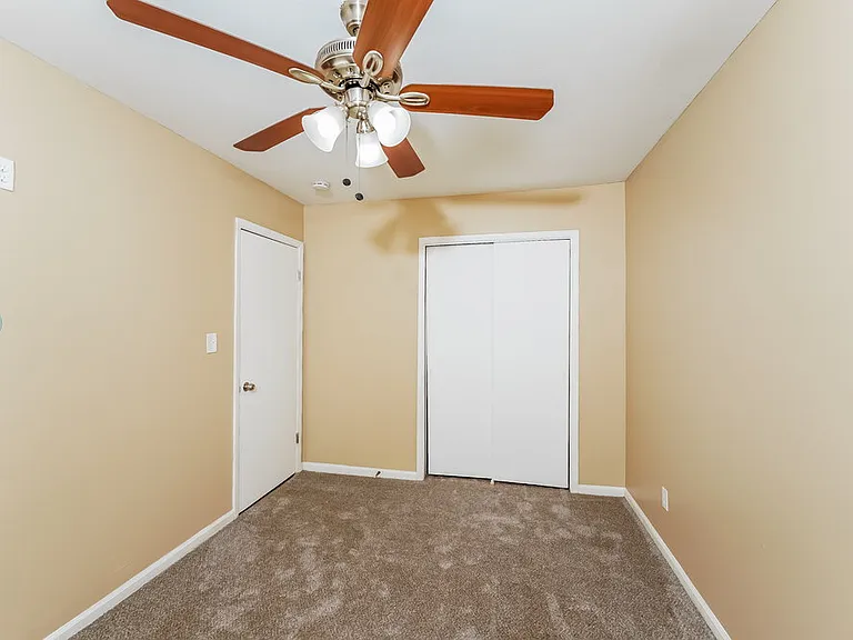 1700 Serene Dr — Photo 12