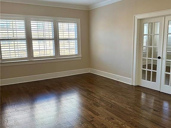 2nd image of 494 Parkway Dr NE APT 2