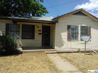 1507 Bridge St, Gatesville, TX 76528