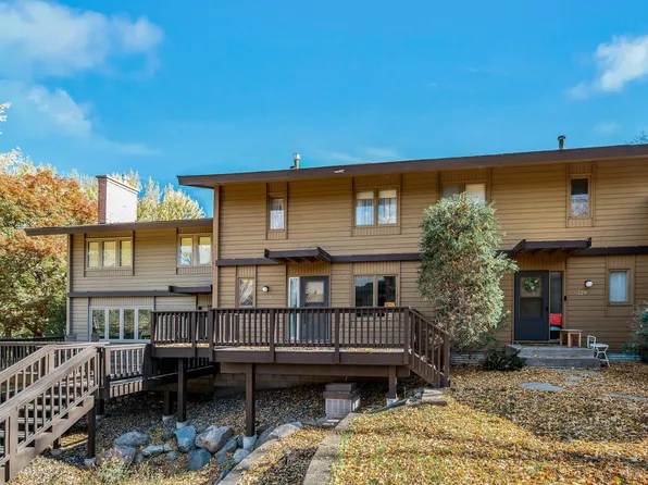 1299 Brighton Sq, New Brighton, MN 55112