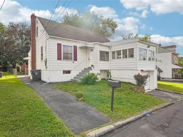 1325 Byfield St, Allentown, PA 18103