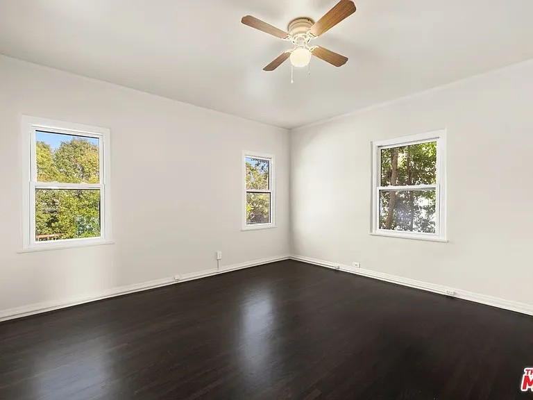 120 S Poinsettia Pl — Photo 18