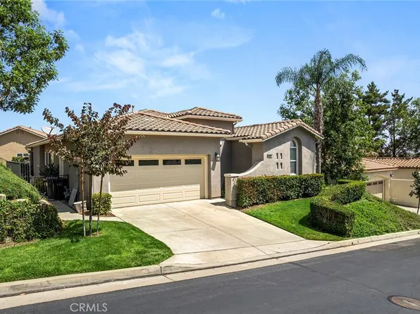 9226 Pioneer Ln, Corona, CA 92883