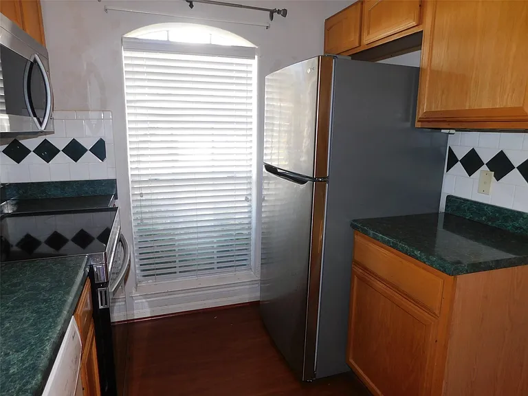 2710 Grants Lake Blvd #G3 — Photo 6