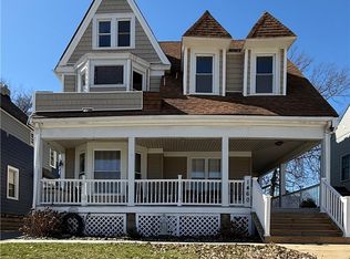1460 Elmwood Ave, Lakewood, OH 44107