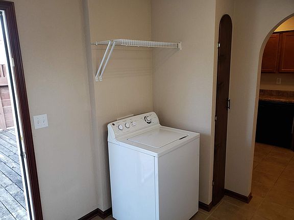 5th image of 805 Yuma Ave #508