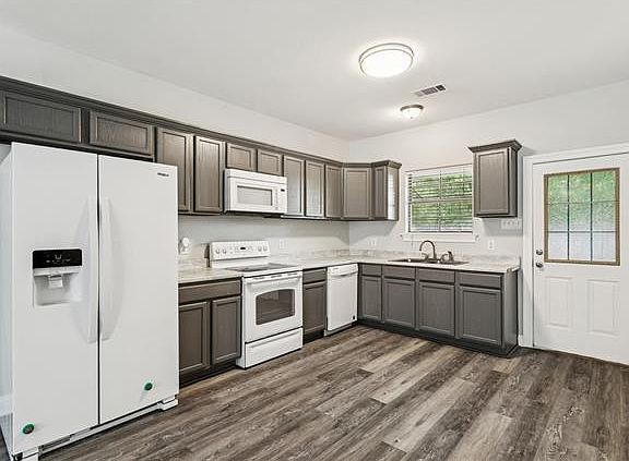 2nd image of 38757 Blailey Dr APT D1