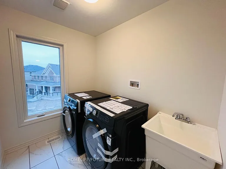 521 Hornbeck St — Photo 5