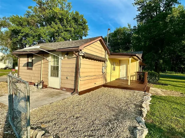 343 Goulding St, East Alton, IL 62024