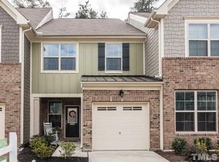 9921 Lynnberry Pl, Raleigh, NC 27617