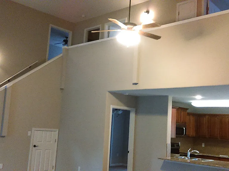 701 Mimosa Ct — Photo 3