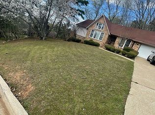 1304 Glenwick Cir, Birmingham, AL 35235