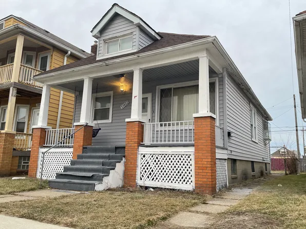 11632 Klinger St, Hamtramck, MI 48212