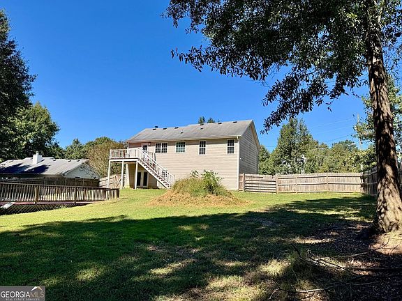 3rd image of 118 Gilberts Way
