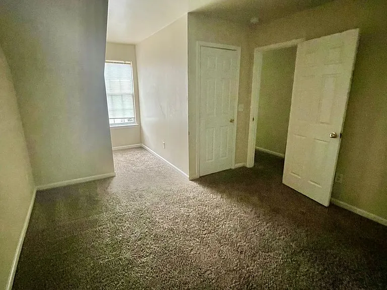 5104 Brooktree Dr — Photo 10