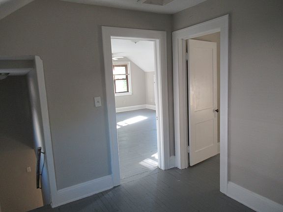 5th image of 19514 Pawnee Ave