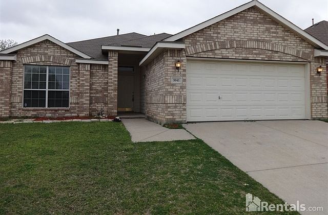 1st image of 5041 Bedfordshire Dr