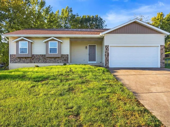 6 Wenona Dr, Washington, MO 63090