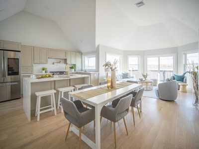 620 Shirley St #2, Winthrop, MA, 02152