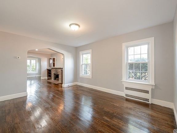 5th image of 84-01 Kent St