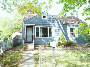 54 Georgetown St, Springfield, MA 01104