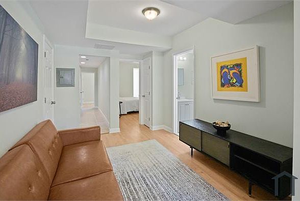 1st image of 182 36th St NE APT 2