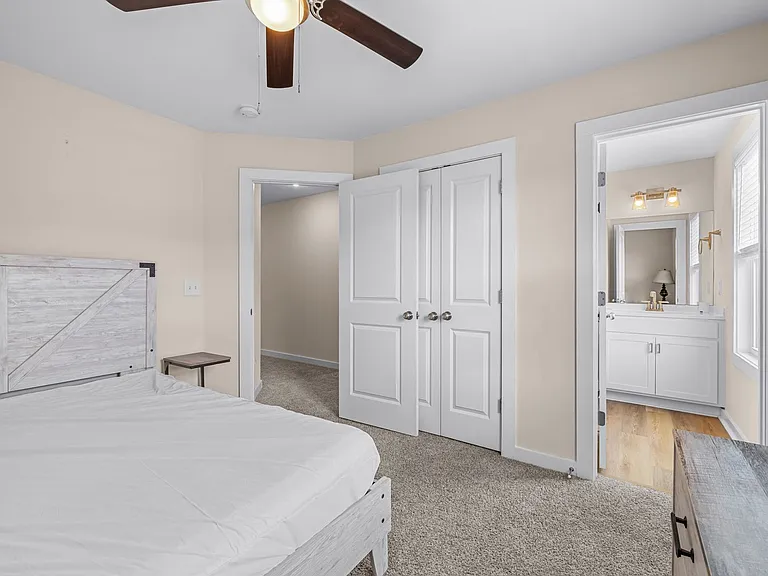 306 Starfish Ln — Photo 31