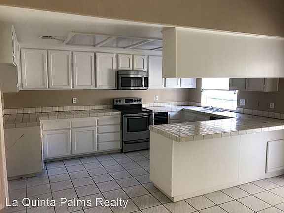 5th image of 53625 Eisenhower Dr