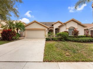 7609 Citrus Hill Ln, Naples, FL 34109