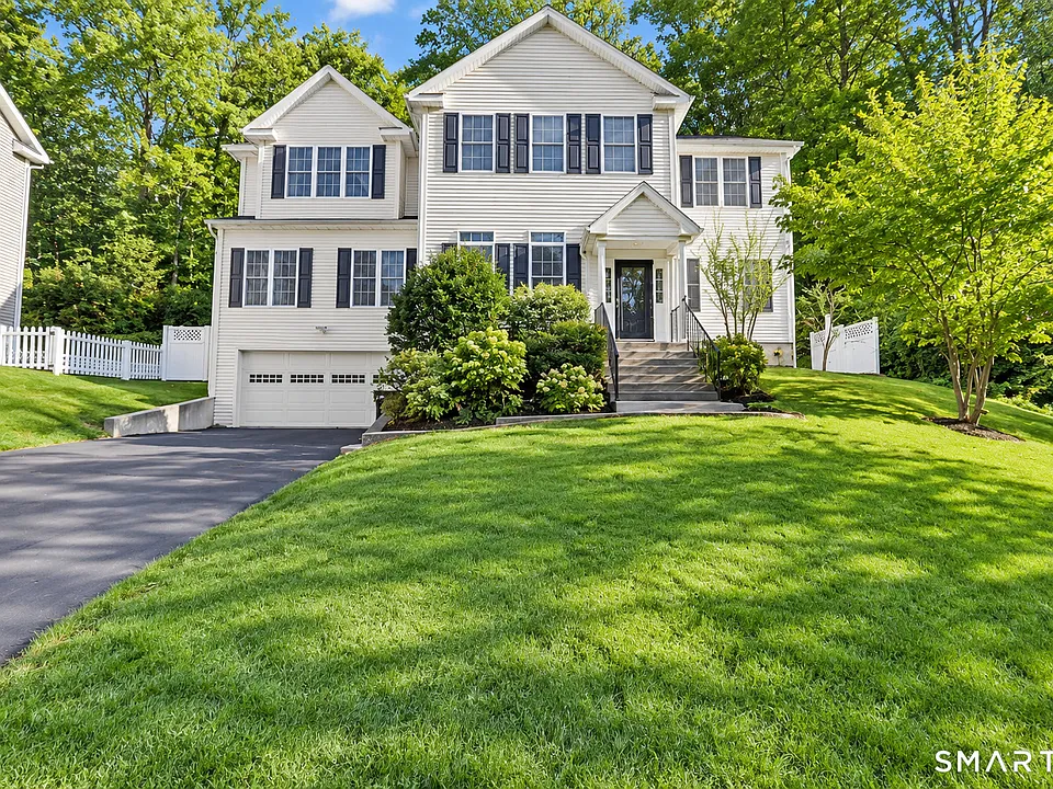 22 Apollo Rd