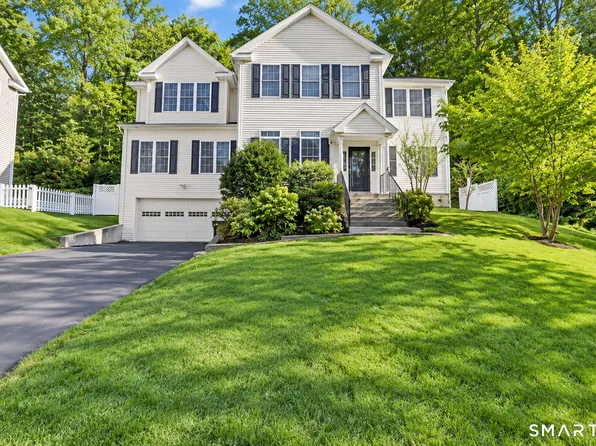 22 Apollo Rd, Bethel, CT 06801